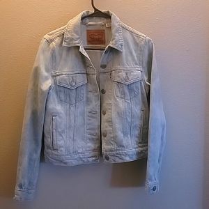 Levi Trucker Jean Jacket